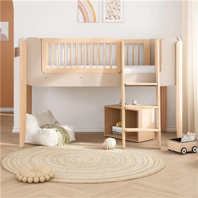 Дечији кревет у поткровљу са радним столом